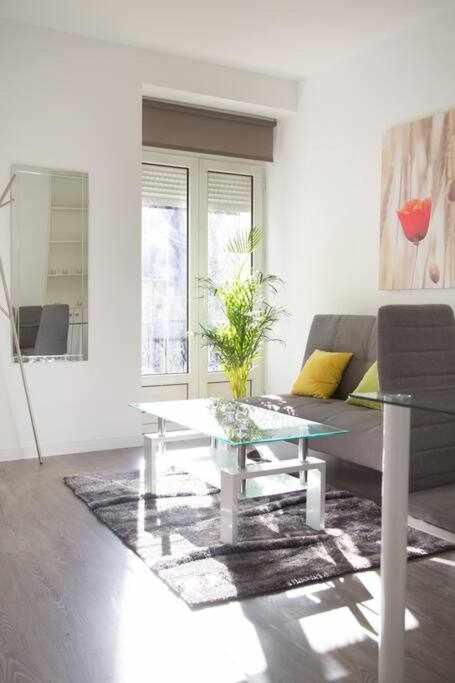 Comodo Y Agradable Estudio En Madrid Centro A2 外观 照片